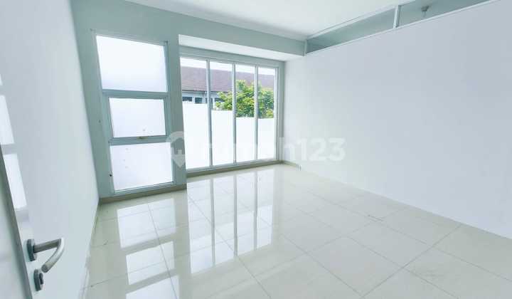 Good Ready-to-Live-in Ruko in Babakan Ciparay, Holis Regency, Bandung Good Ready-to-Live-in Ruko in Babakan Ciparay, Holis Regency, Bandung