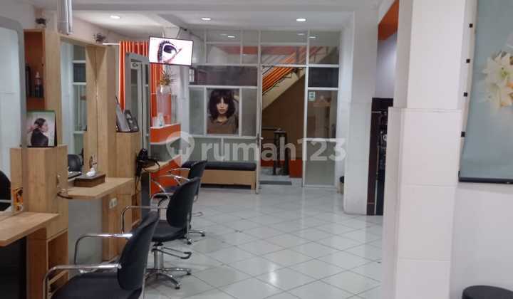 Strategic Shop House in Ciateul, Bandung City 1