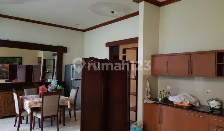 Comfortable Move-In Ready House in Setiabudi Palacio Bandung 2