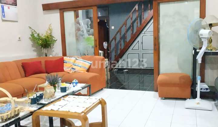 Rumah Bagus Siap Huni di Sarijadi, Kota Bandung Rumah Bagus Siap Huni di Sarijadi, Kota Bandung