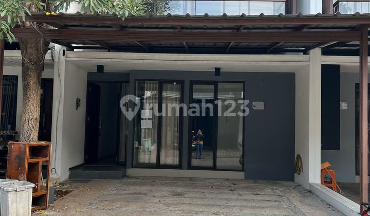 Rumah Dekat Mall Di Cluster Greenwood, Golden City, Bekasi Utara