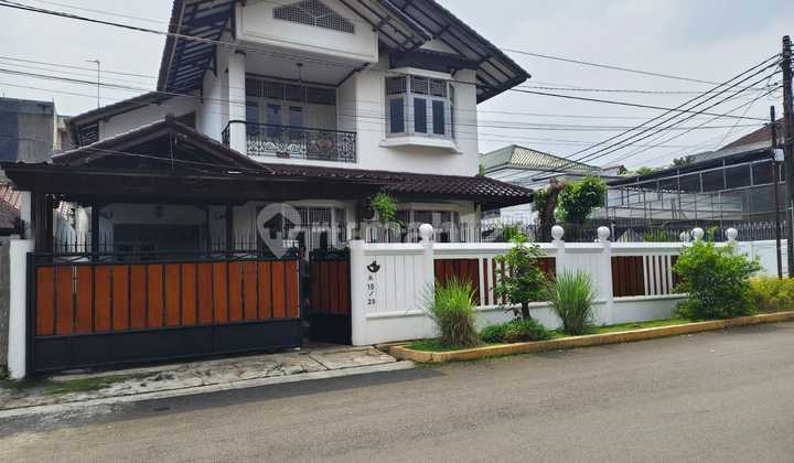 Ready-to-Occupy Hook House in Duren Sawit Baru Housing, Pondok Bambu, Duren Sawit, East Jakarta