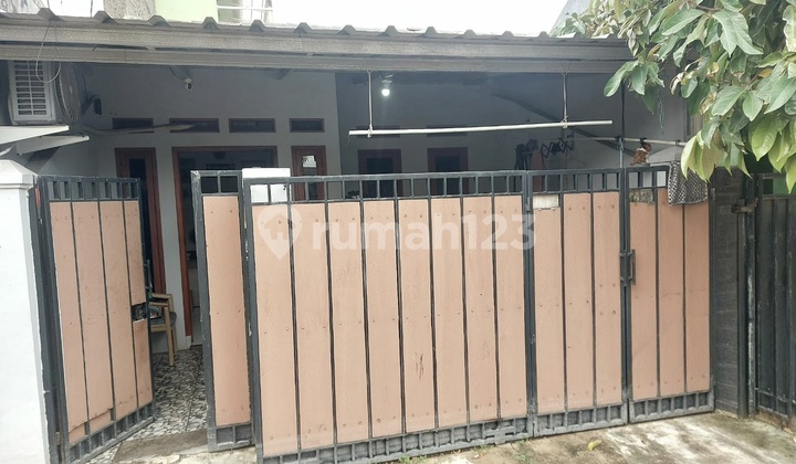 Rumah Rapi Terawat di Villa Mutiara Gading 2, Karang Satria, Tambun Utara, Bekasi