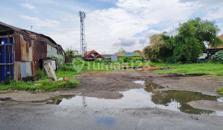 Strategic Land 1100 M² Roadside on Jl Moch Yamin, Duren Jaya, East Bekasi