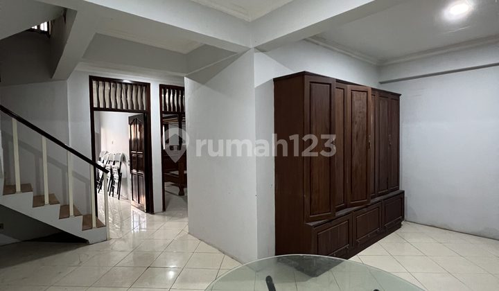 Rumah 2,5 Lantai di Harapan Baru Regency, Bekasi Barat 2
