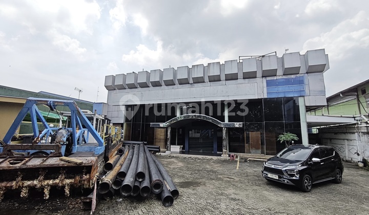 Strategic Warehouse with 40 Feet Container Access at West Sunter Lake, Tanjung Priok, North Jakarta