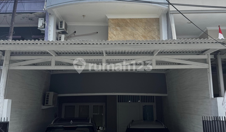 Nice House Ready to Occupied on Jalan Danau Indah, Sunter Jaya, North Jakarta