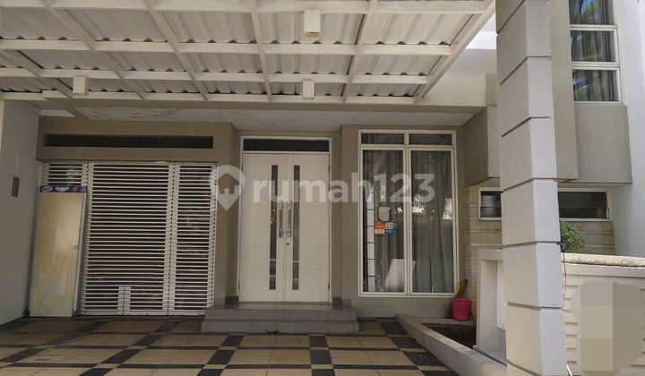 Rumah Bagus Dekat Mall di Cluster Maple Summarecon Bekasi