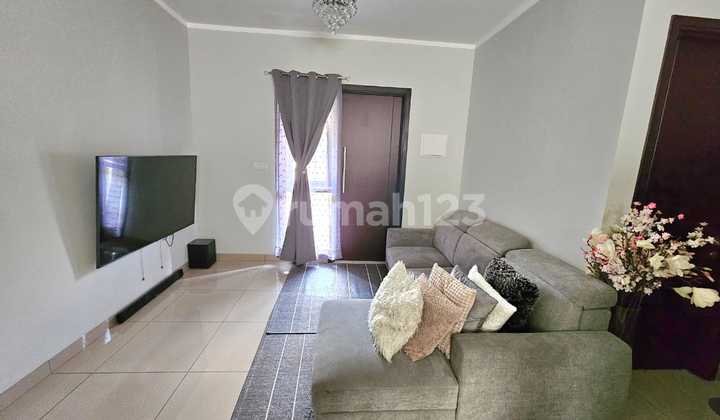 Rumah Furnished Siap Huni di Summarecon Crown Gading, Bekasi 2