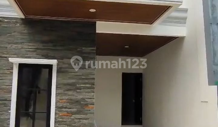 Dijual Rumah + Kost Lokasi Strategis Dekat Stasiun dan Mall Depok Jawa Barat 2