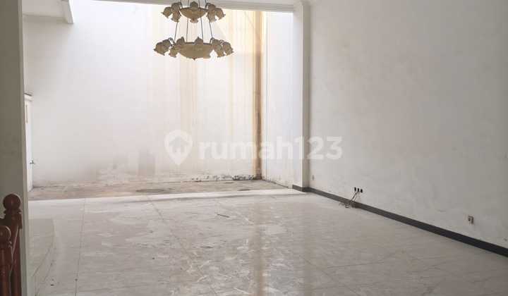 DIJUAL Murah BU Rumah 6KT 2LT Hitung Tanah Bangunan Bonus AC 4 unit SHM Permata Buana Jakarta Barat 2