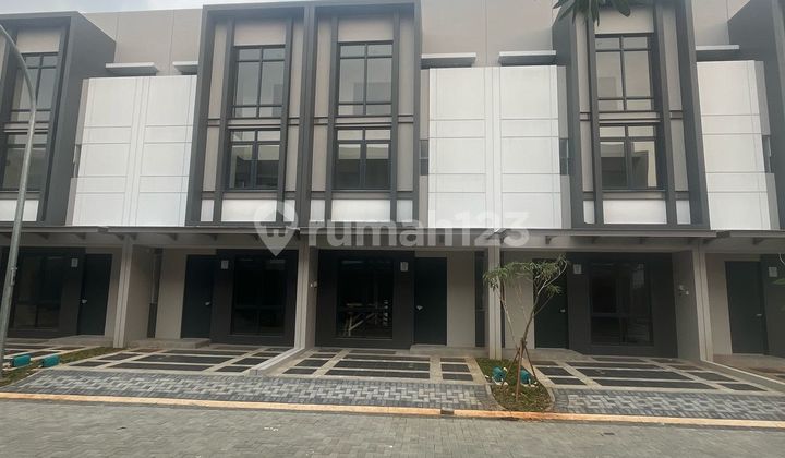 DISEWAKAN Ruko Baru Bagus 3LT Strategis dan Ramai BSD City Tangerang