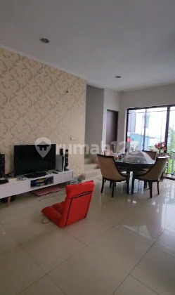 Rumah Green Lake City (Ukuran 12x23 m)