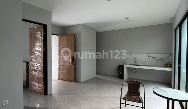Rumah Baru (Belum Dihuni) Cluster Z Living Lake Garden, Grand Wisata (Bekasi) 2