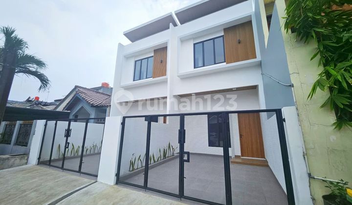 Rumah Minimalis Baru Boulevard Hijau, Harapan Indah (Bekasi)