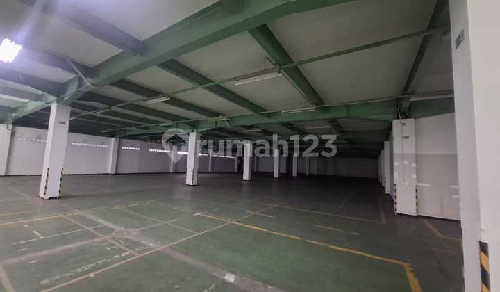 5,000M² Ready-to-Use Factory in Pulo Gadung Industrial Area, East Jakarta 5,000M² Ready-to-Use Factory in Pulo Gadung Industrial Area, East Jakarta
