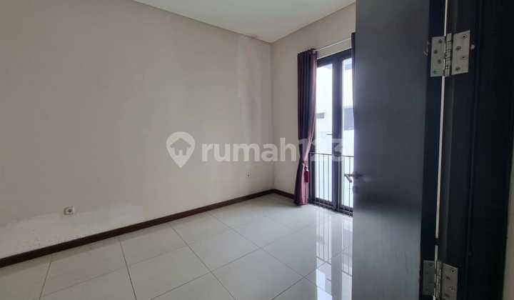Dijual/ Disewakan Rumah Semi Furnished Bebas Banjir di Asia Tropis, Harapan Indah, Bekasi 2