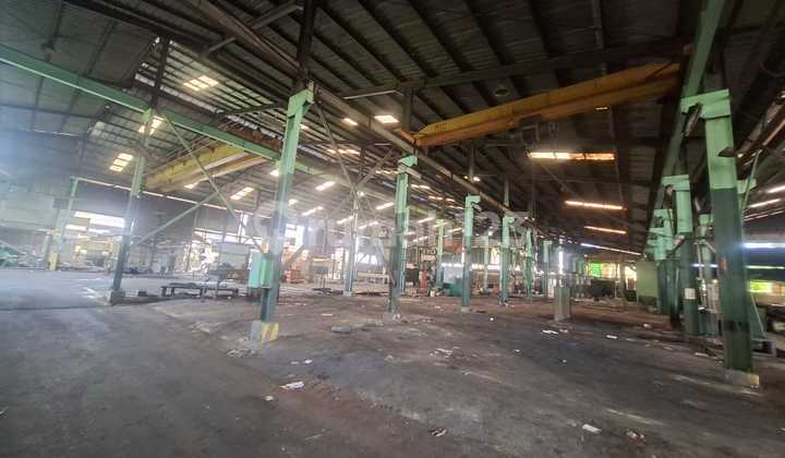 For Rent Factory/Warehouse in Jababeka Flood-Free Free Hoist Crane
