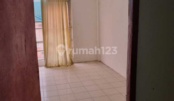 Ruko Rafflesia in front of TSM Cibubur 2