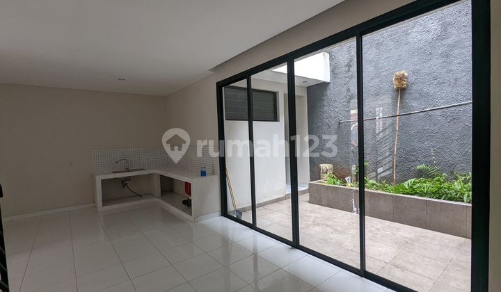 Nice House with SHM Ready to Occupy in Griya Bintara Indah Bekasi 2