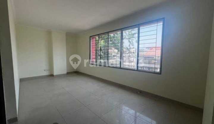 Shop House 133.0 M² Certificate in Pondok Kopi, Duren Sawit, East Jakarta Shop House 133.0 M² Certificate in Pondok Kopi, Duren Sawit, East Jakarta