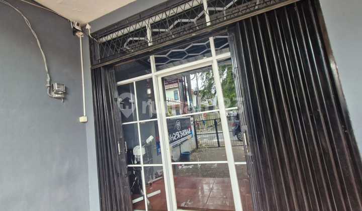 For Rent: Ready-to-Use Attached Shophouse in Pondok Kelapa, East Jakarta 2