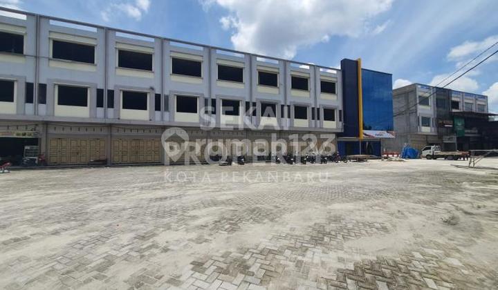 For Rent New 3-Story Shop House on Arifin Ahmad Street