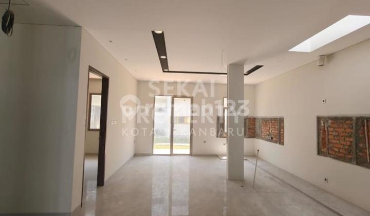 DIJUAL RUMAH MEWAH CLUSTER DI JL DUYUNG - PEKANBARU