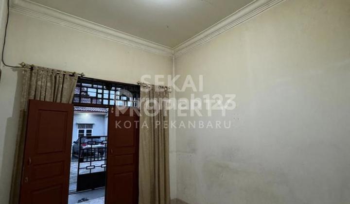 Dijual Rumah di Jl. Karya Bakti 2