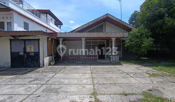 DIjual Rumah + Tanah Luas daerah Diponegoro