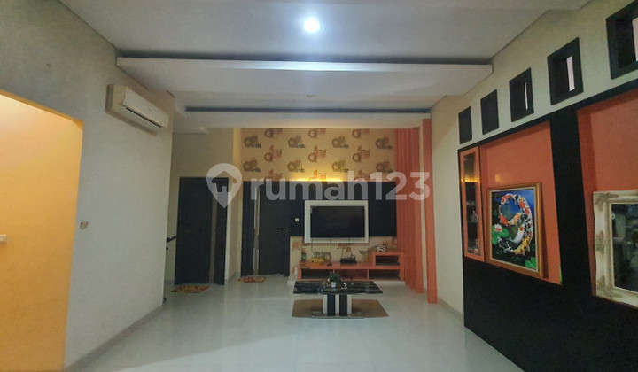 Dijual Rumah Mewah 2 Lantai Siap Huni Furnished Lokasi Dekat Harapan Raya - Pekanbaru 2