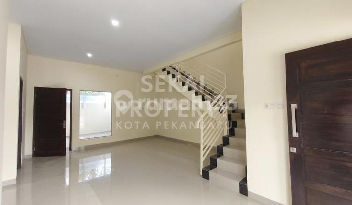 Dijual Rumah Cluster 2 Lantai di Jl. Satria 2