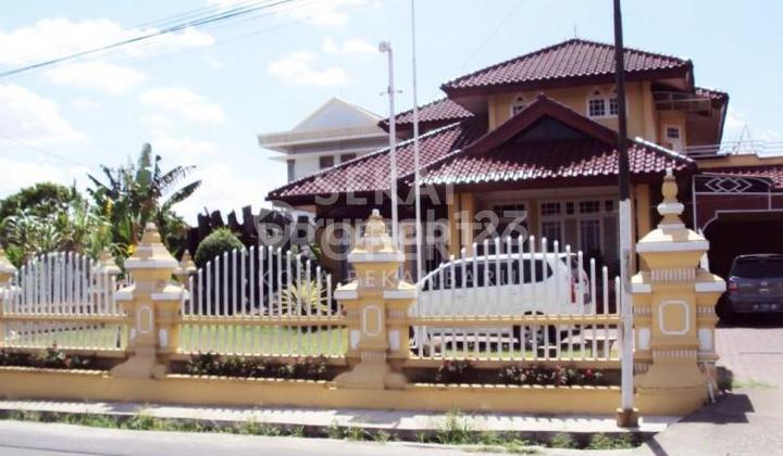 FOR SALE LUXURY HOUSE ON JL JENDRAL FOR SALE LUXURY HOUSE ON JL JENDRAL