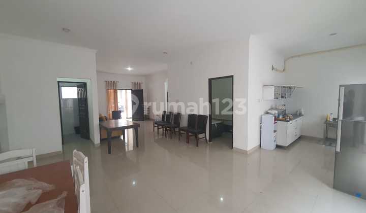 For Rent 2-Story Cluster House near Jl. Riau For Rent 2-Story Cluster House near Jl. Riau