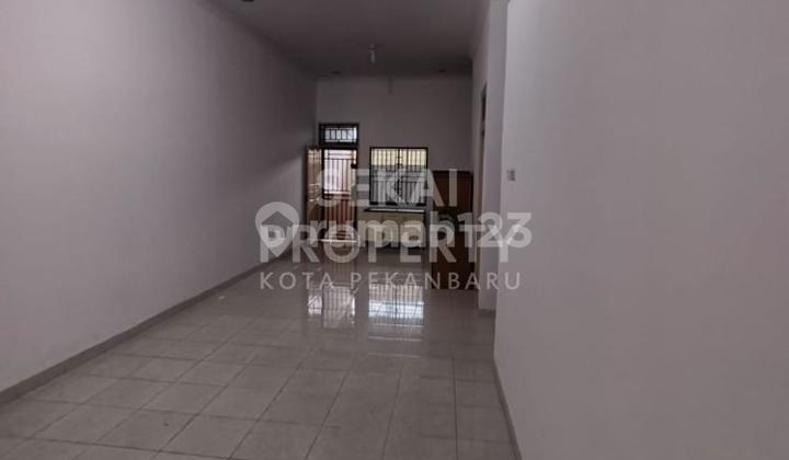 For Rent: Cluster House Location Near Jalan Riau Ujung
