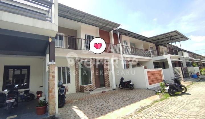 DIJUAL RUMAH 2 LT SIAP HUNI DI JLN PEMUDA-PEKANBARU DIJUAL RUMAH 2 LT SIAP HUNI DI JLN PEMUDA-PEKANBARU