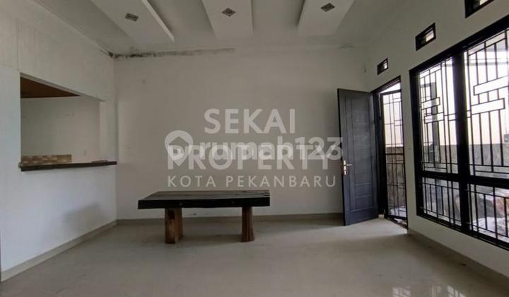 Di Jual Rumah Jl Arifin Ahmad / Rawa Indah