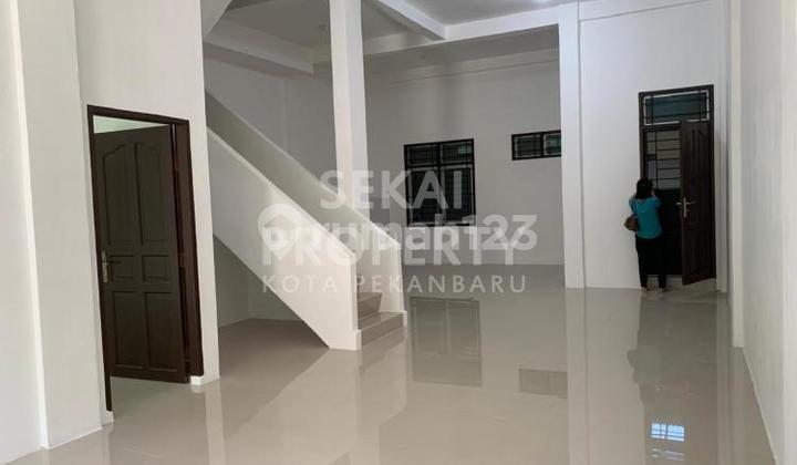 Cluster House Near Jl. Sutomo Cluster House Near Jl. Sutomo