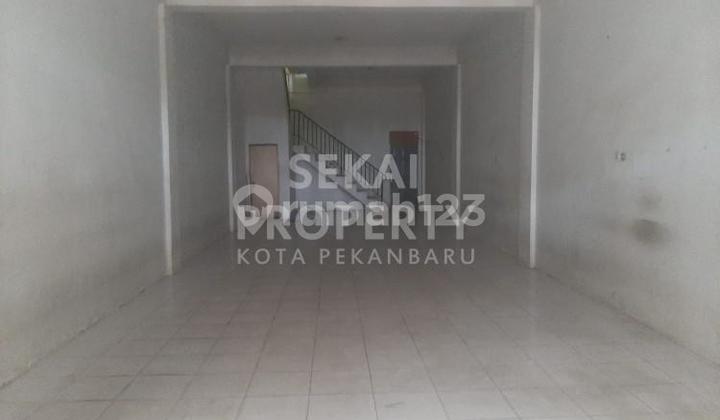 For Rent 1 Unit of 3-Story Shop House Located on Jalan Paus Tengah, Pekanbaru City 2