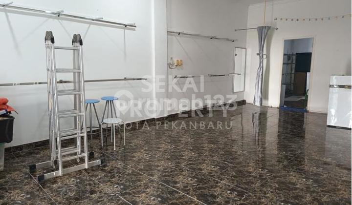 For Sale 3-Story Shophouse on Jl Soekarno Hatta, Ska Complex. 2