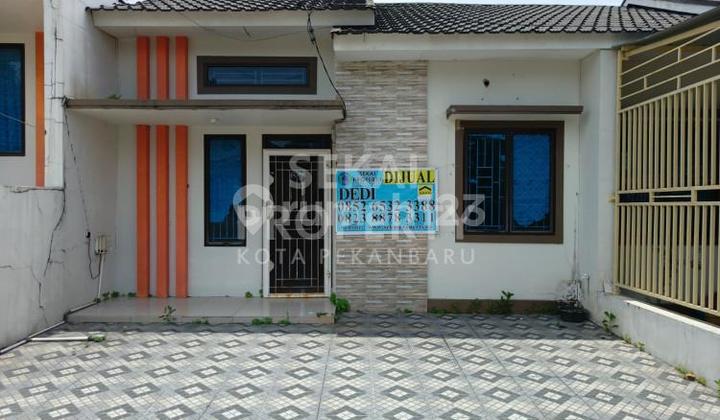 For Sale Ready-to-Occupy House Location Perkasa Street - Pekanbaru