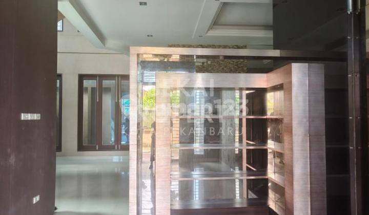 FOR SALE LUXURY HOUSE FULL CERAMIC TILES IN COMPLEX NEAR JL. DELIMA - PEKANBARU FOR SALE LUXURY HOUSE FULL CERAMIC TILES IN COMPLEX NEAR JL. DELIMA - PEKANBARU