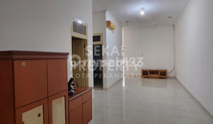 For Rent: Cluster House Location Near Jalan Riau Ujung