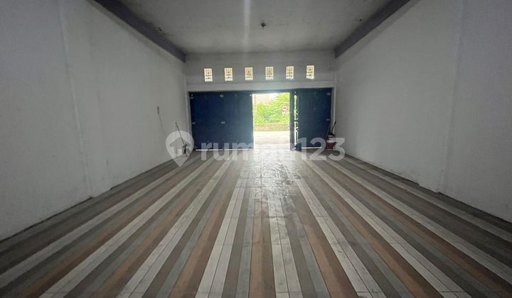 For Rent 2-Story Shop House on Jl. Jendral 2