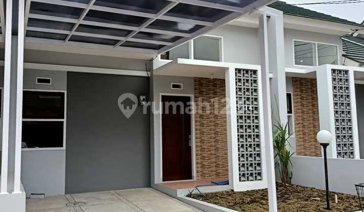 Nice freehold house with no down payment at El Green Cicalengka Residence. Nice freehold house with no down payment at El Green Cicalengka Residence.