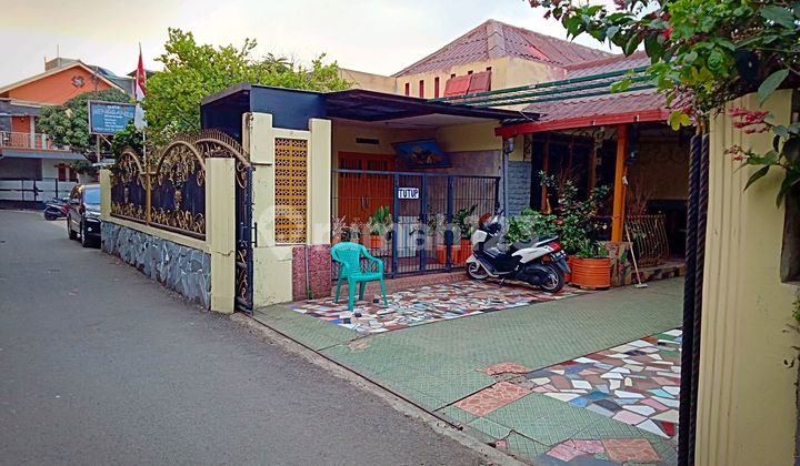 Rumah Tinggal Dan Usaha. Strategis!! Harga Dibawah Njop