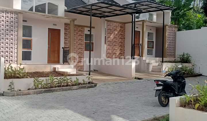 Rumah Komersil. Promo Tanpa Dp. Lokasi Dekat Kampus Jatinangor