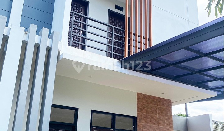 Rumah 2 Lantai Modern Minimalis Lokasi Sangat Strategis Rumah 2 Lantai Modern Minimalis Lokasi Sangat Strategis