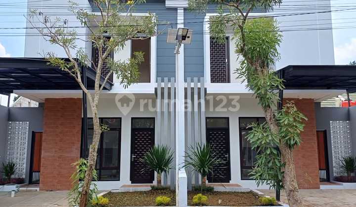 Rumah 2 Lantai Di Cicalengka