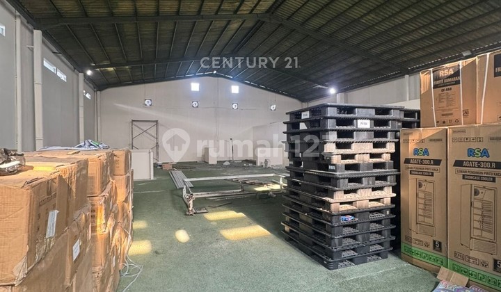 Strategic Warehouse On Mainroad Kopo Sayati Bandung Strategic Warehouse On Mainroad Kopo Sayati Bandung